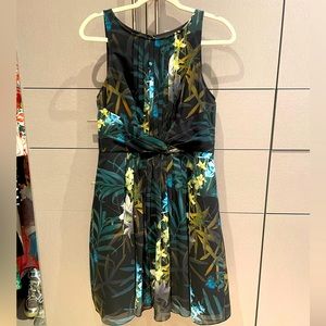 TED BAKER London Ameda Twilight Floral Print Pleated Dress | Size 3 (Euro)